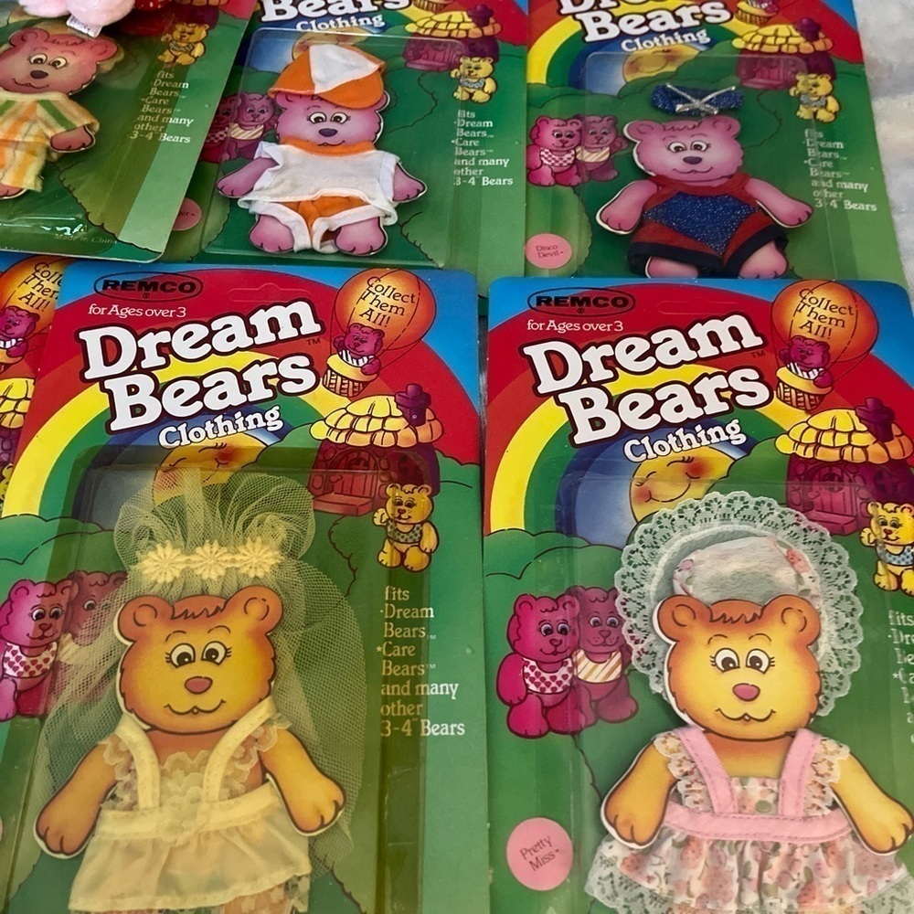 Vintage Remco Purple Dream Bear & Plus 9 Outfits - Picture 2 of 16